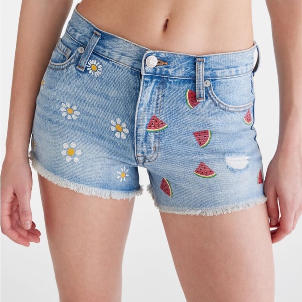 HOST PICK ❤️✨ Aeropostale Watermelon Daisy High-Wasted Shorts SIZE 10